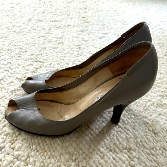 Costume National Grey Peep Toe Heels - Picture 2 of 4